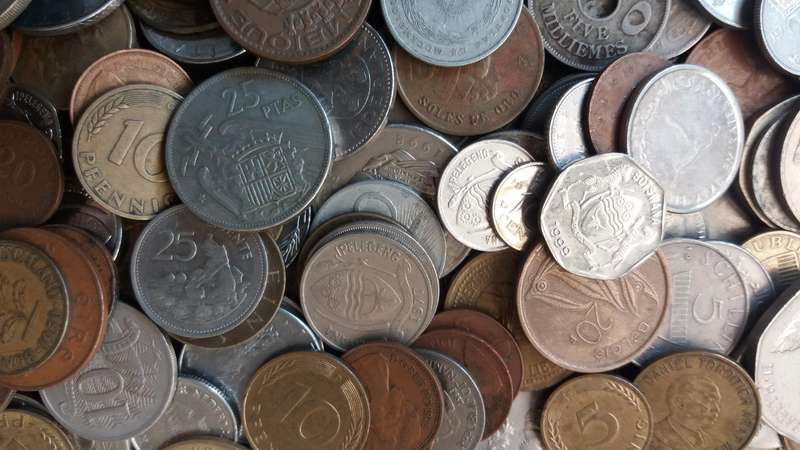 World Mix Coins - 300 coins in total * No South African Coins*