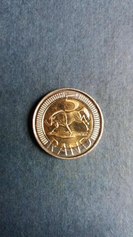 South Africa 2022 R5  * AU/UNC condition - A beauty of a coin* Last of the Wildebeest R5