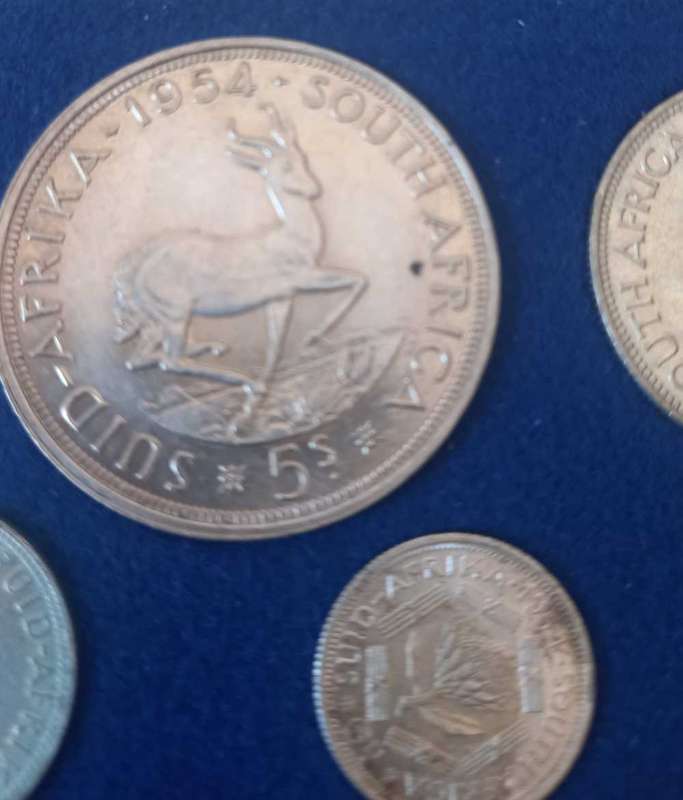 1954 UNION COIN SET AS PER PICTURE
