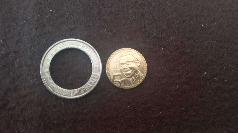 2018 5RAND ERROR COIN
