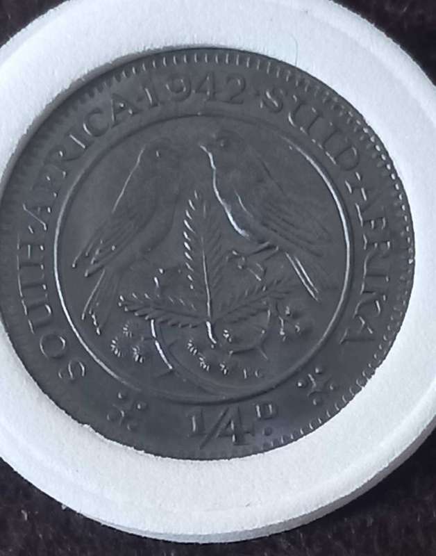 2 x 1942 UNION 1/4 FARTINGS AS PER PICTURE