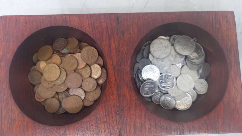 OLD COIN TRAY FULL OF COPPER AND NICKEL  COINS