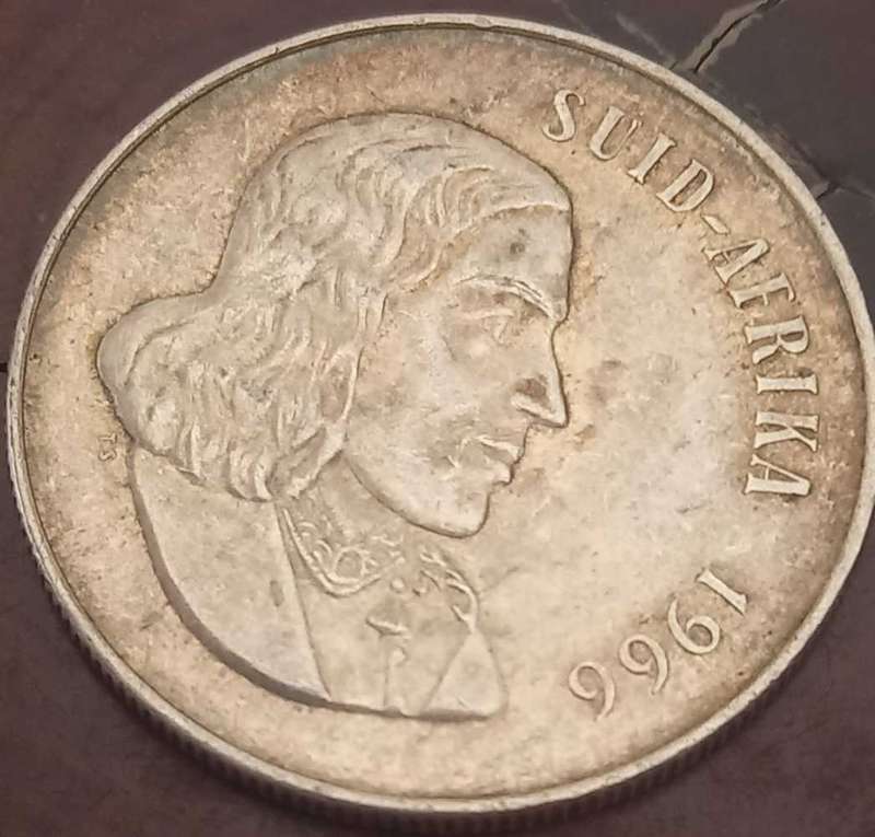 THE 1966 AFRIKAANS 1R SILVER TAGG EAR. ONLY 600 KNOWN