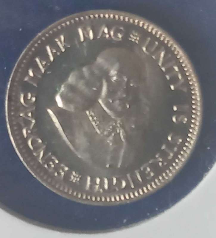 THE SCARCE SILVER 1962 21/2 C IN PRESTINE HIGH GRADE