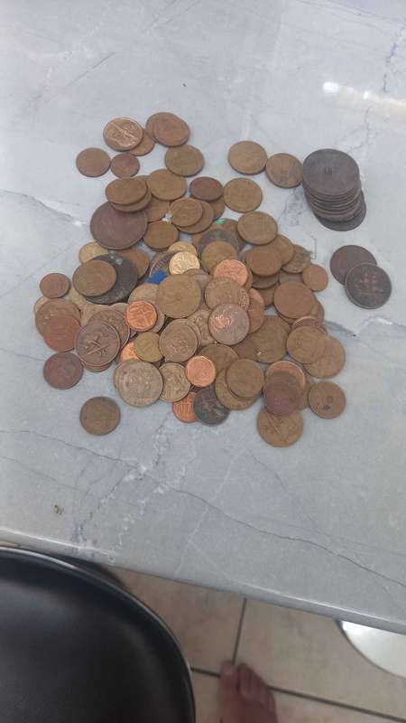 OLD COIN TRAY FULL OF COPPER AND NICKEL  COINS