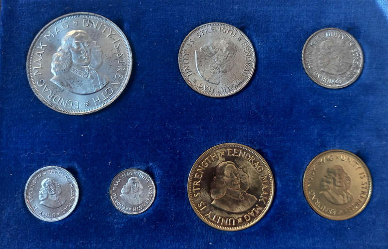 1961 RSA SHORT PROOF SET AS PER SCAN.
