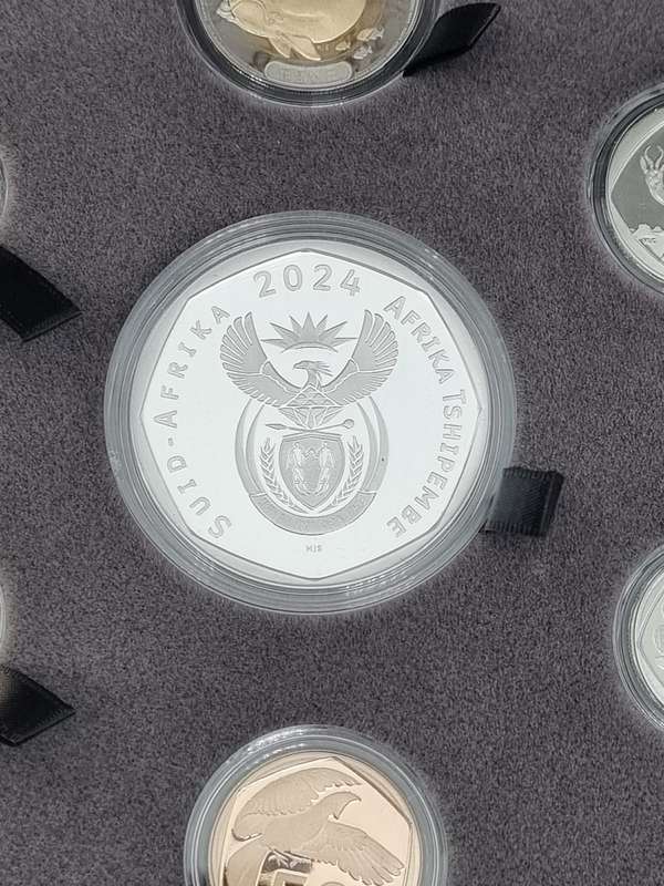 *#* NEW! 2024 SA Short Proof Set with Silver 1oz Bee depicting the new 10 cent - Mintage Pending *#*