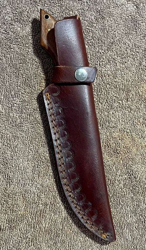 Damascus Knife - includes leather sheath