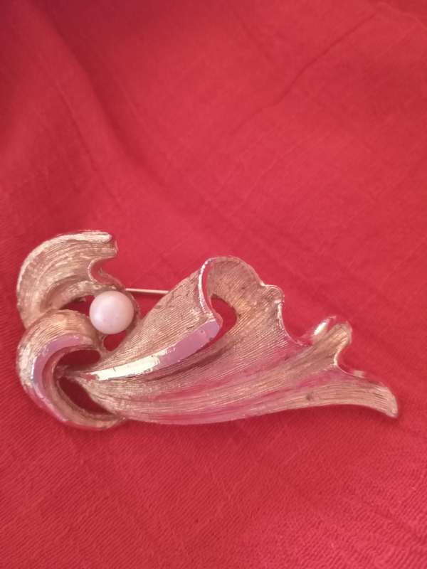 Vintage High-end Brooch