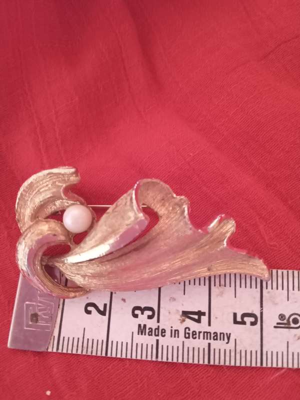 Vintage High-end Brooch