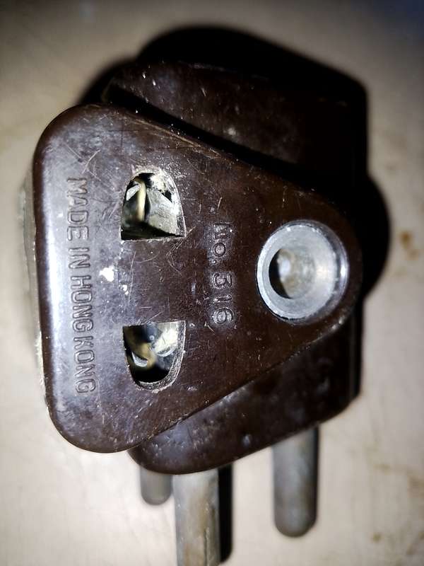 vintage bakelite electrical plugs