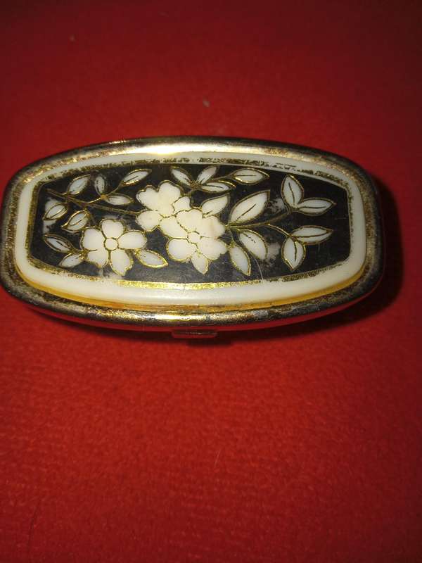 Vintage Lipstick holder with mirror