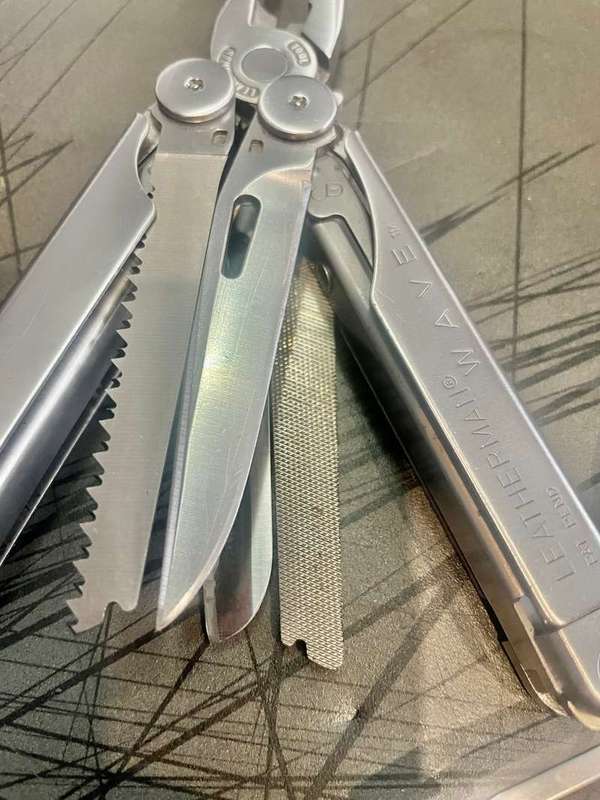Leatherman wave