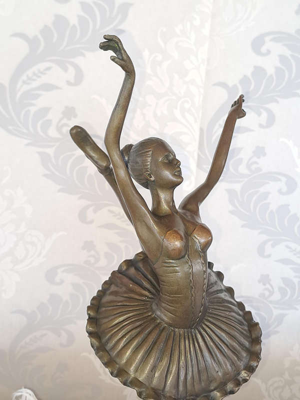 Stunning tall dancing ballerina bronze on marble plinth 42cm tall