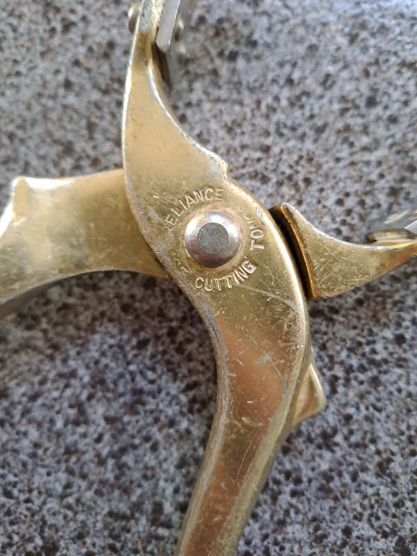 Vintage ICE TONGS CRUSHERS by RELIANCE England 1920-1949