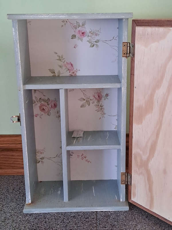 Precious wooden cabinet with oil painting front and rose wood door surround