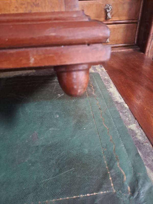 Lovely bur wall nut and teak? wooden music box altered