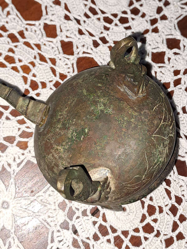 VERY old bronze chinese tripod censer