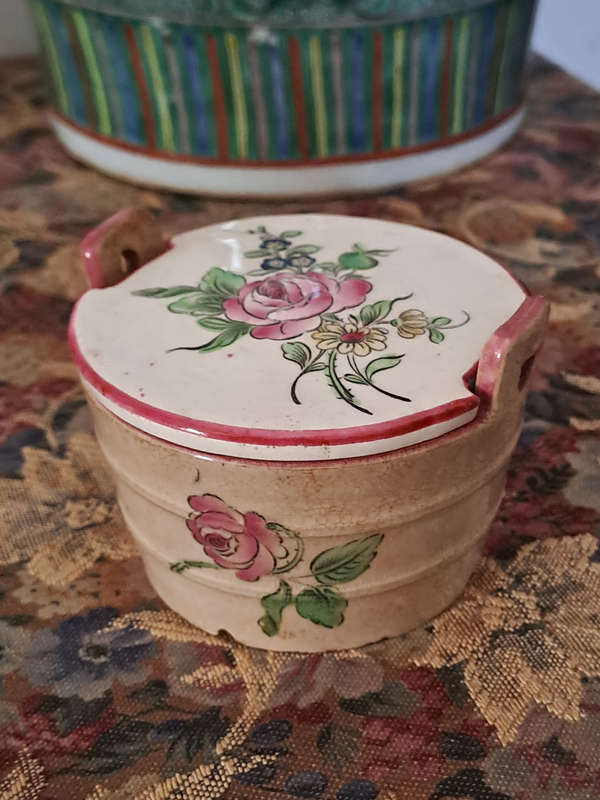 Old Strasbourg (off white back ground) by LUNEVILLE france Butter tub and lid