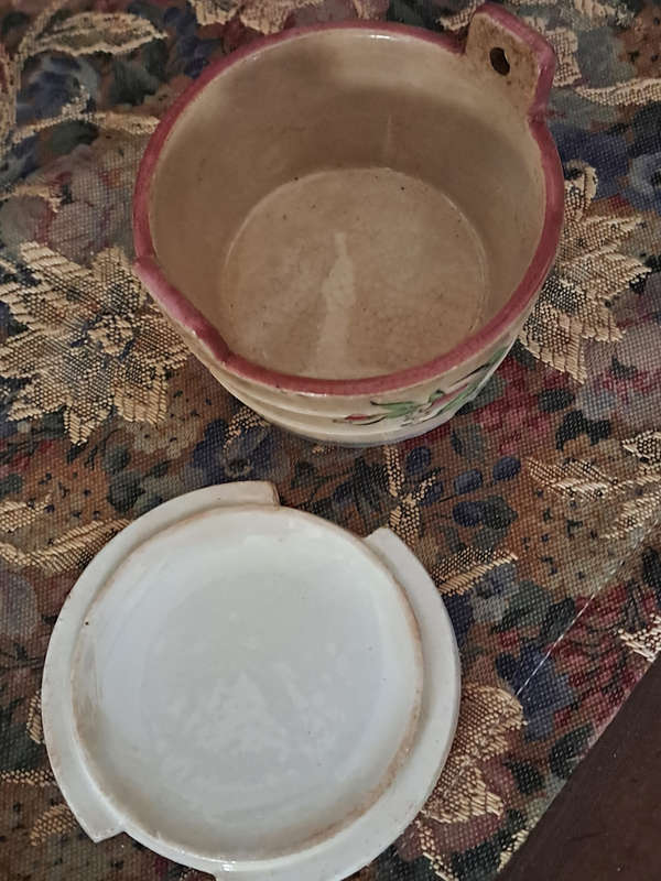 Old Strasbourg (off white back ground) by LUNEVILLE france Butter tub and lid
