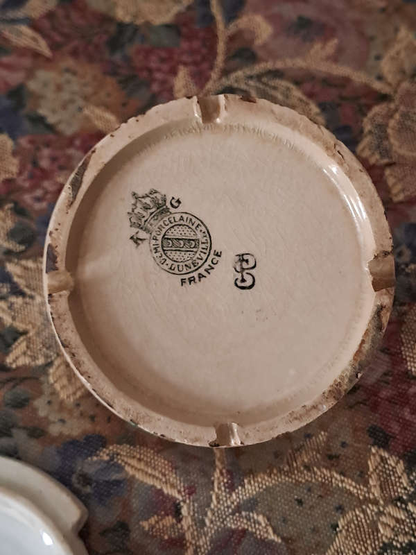 Old Strasbourg (off white back ground) by LUNEVILLE france Butter tub and lid