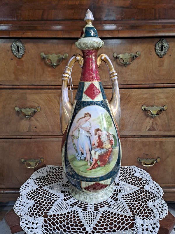 Large 19th century lidded ROYAL VIENNA VASE signed Kaufmann