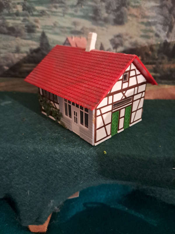 Faller HO 277 timber chalet