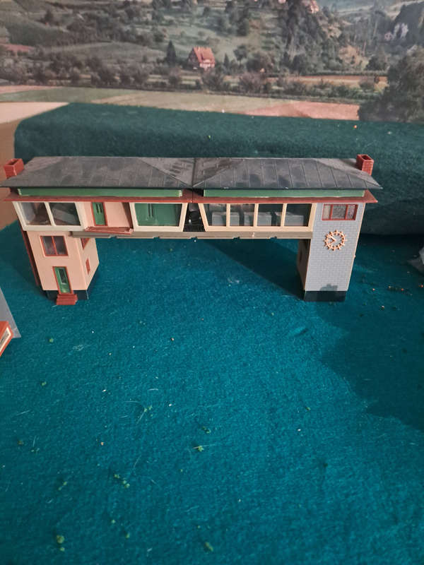 HO Building  train station