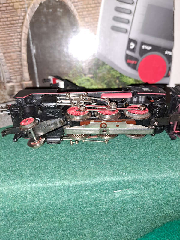 Marklin HO DB steam loc and tender  DB 24058 3003 like new