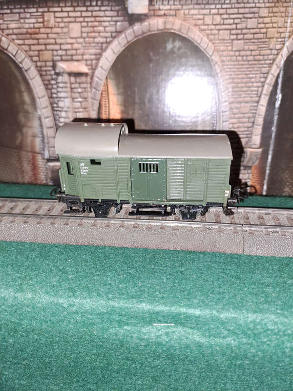 Marklin HO 4600 luggage car in original box