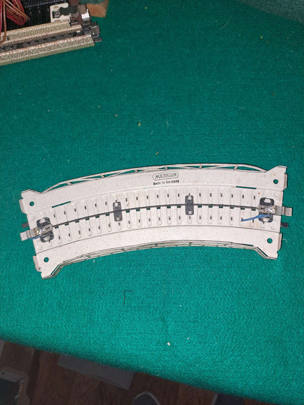 Marklin ho 7167 curved ramp section