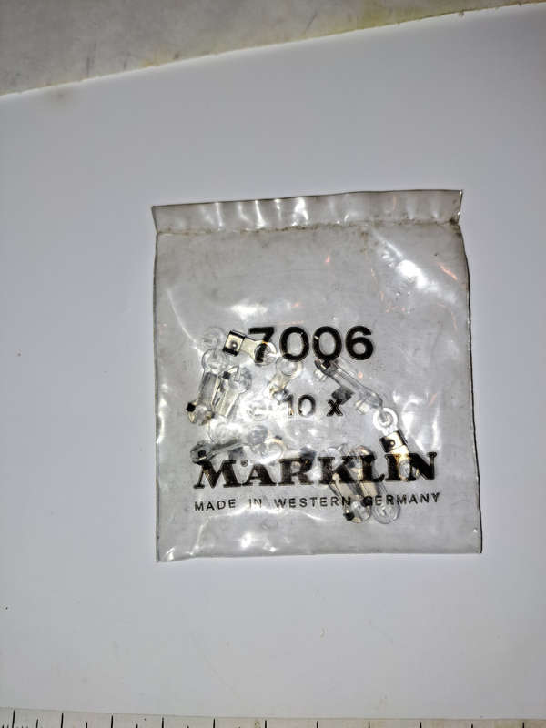 Marklin HO 7006 cross span insulators. new 10 per pack
