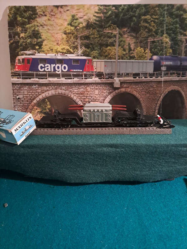 Marklin HO 4617 freight car with Transformer original box