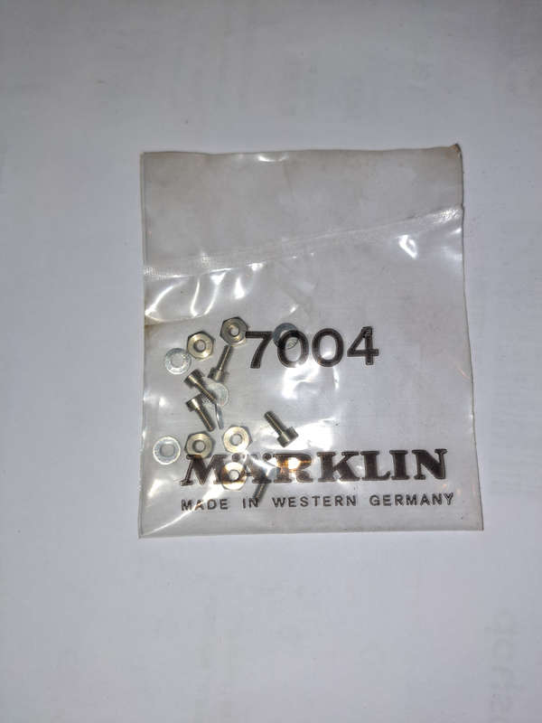 Marklin HO 7004 insulator mountings for catenary