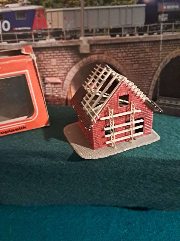 Euorplastik HO guage  house under construction