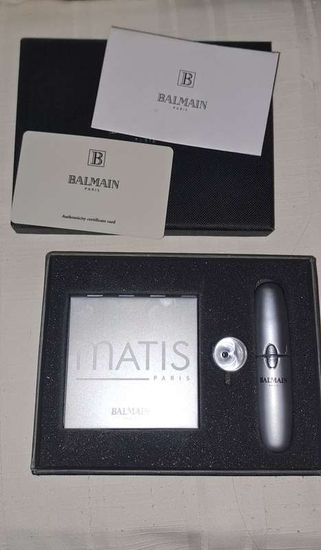 Balmain Paris Gift set. mirror compact and refillable perfume bottle