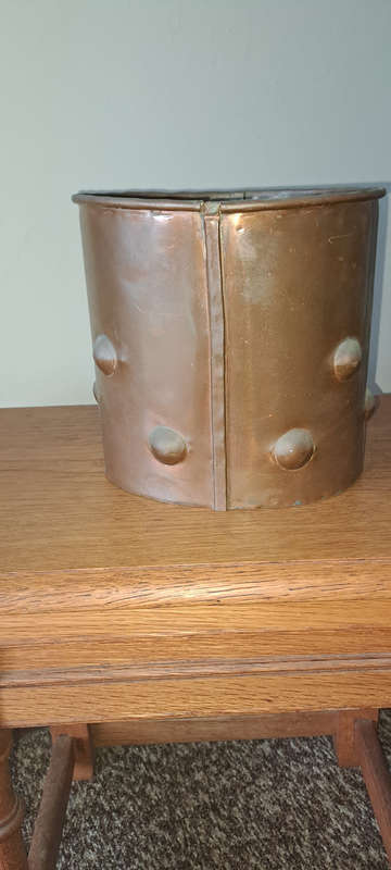 Unique vintage hand made copper pot/overpot/flowerpot quite heavy