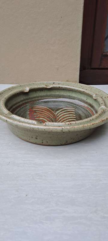 Lovely large stoneware studio potter ashtray