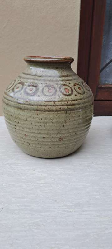 Lovely large stoneware studio potter ashtray