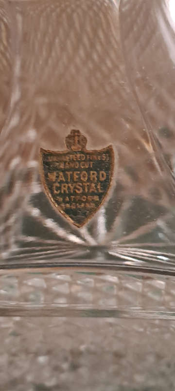 Stunning UNDAMAGED Waterford crystal spirit decanter
