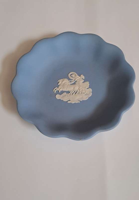 Scalloped WEDGWOOD bowl