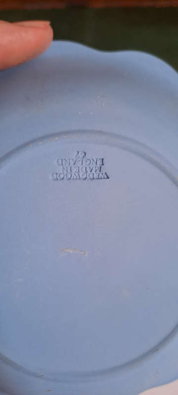 Scalloped WEDGWOOD bowl