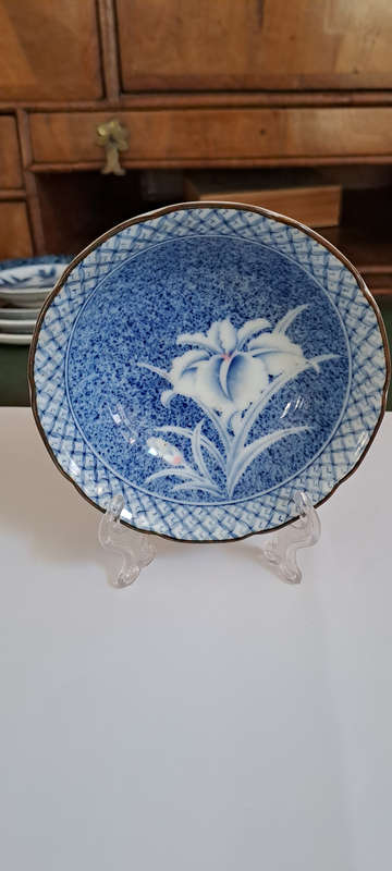 Japanese Lily bowl