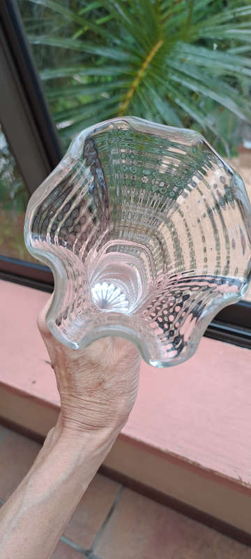 Imperial Glass swung ripple and ribbon vase beautiful