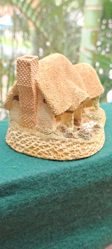 David winter  "Rose cottage" 1980
