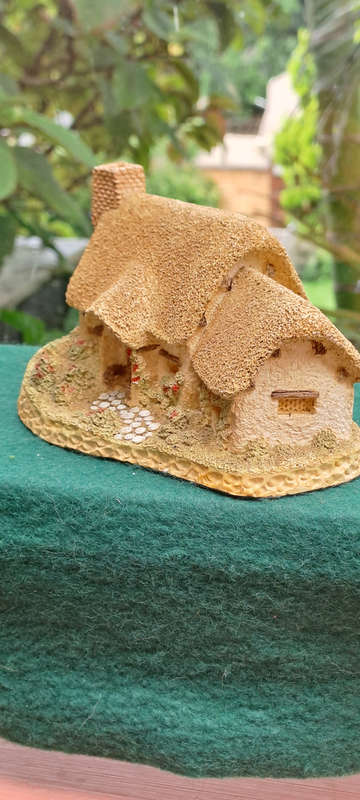 David winter  "Rose cottage" 1980