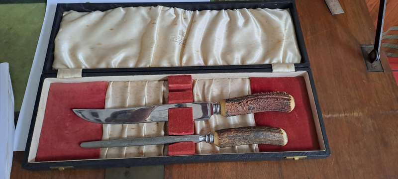 Viners of Sheffield carving set in original case