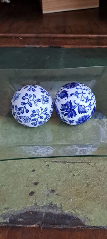Blue and white decorative ceramic balls Pair