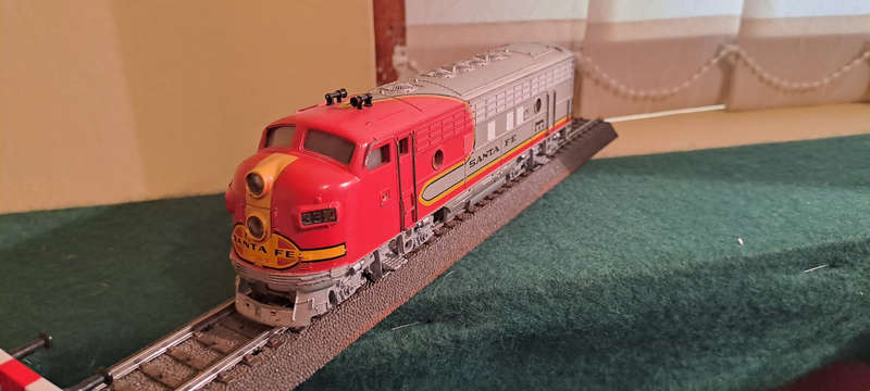 Markli HO 3060 Santa Fe Diesel locomotive in original box