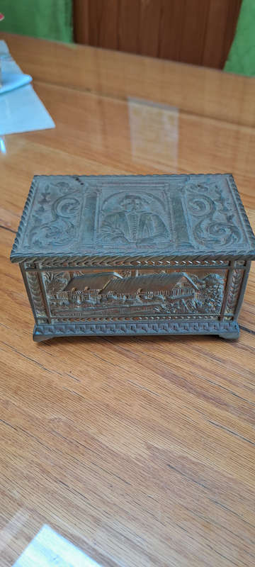 very rear Belgium Antique early 1900 Shakespeare brass casket
